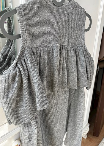 Gri Kolsuz Fırfırlı Triko Kadın Kazak - Görsel 3