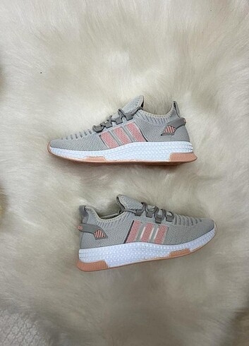 ADIDAS ????