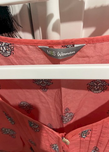 Marks & Spencer Düğmeli Kırmızı Bohem Kolsuz Mini Bluz