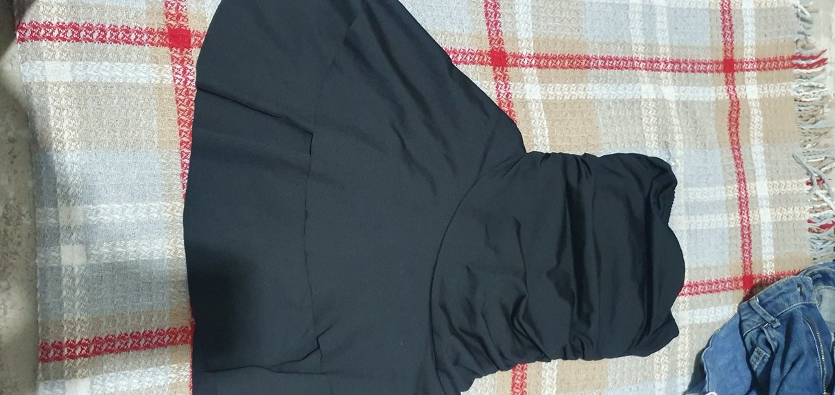 Siyah Yaka Kısa Kollu Midi Üst - Görsel 3