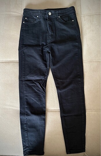 38 Beden Siyah Dar Paça Yüksel Bel Skinny Jeans