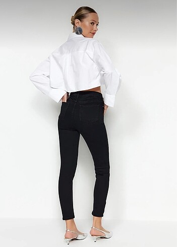 Trendyol & Milla Siyah Dar Paça Yüksel Bel Skinny Jeans