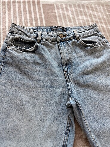 36 Beden mavi Renk Bershka Mom Jean