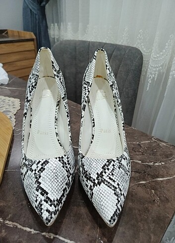 Ayakkabı leopar
