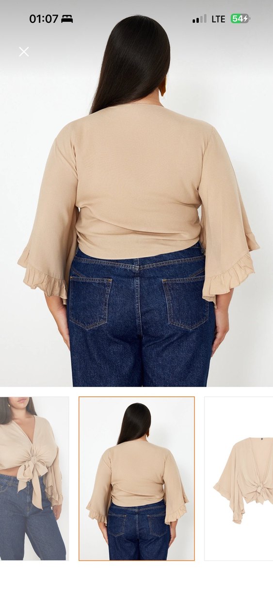 Bej V Yaka Fırfırlı Kadın Bluz - Görsel 5