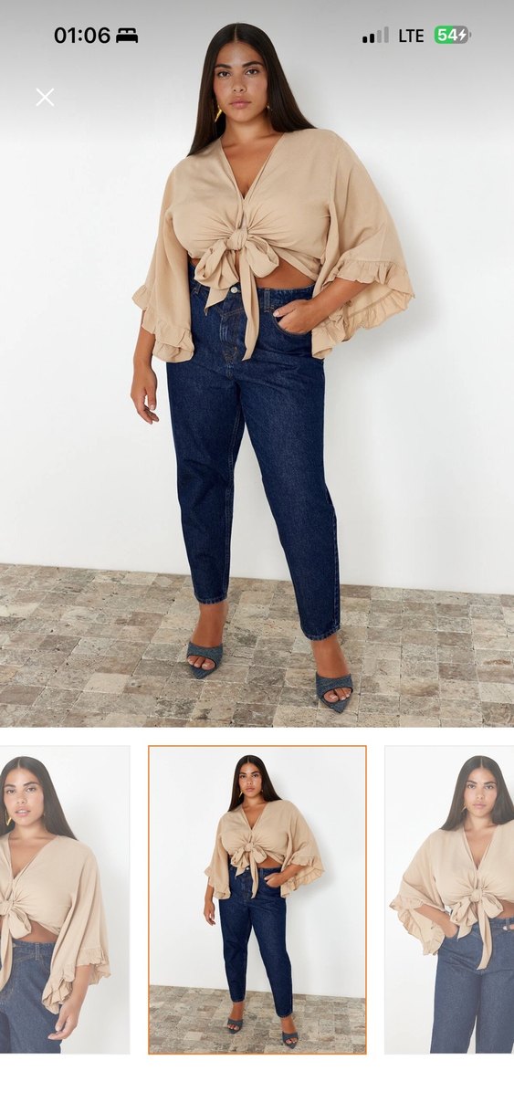 Bej V Yaka Fırfırlı Kadın Bluz - Görsel 2