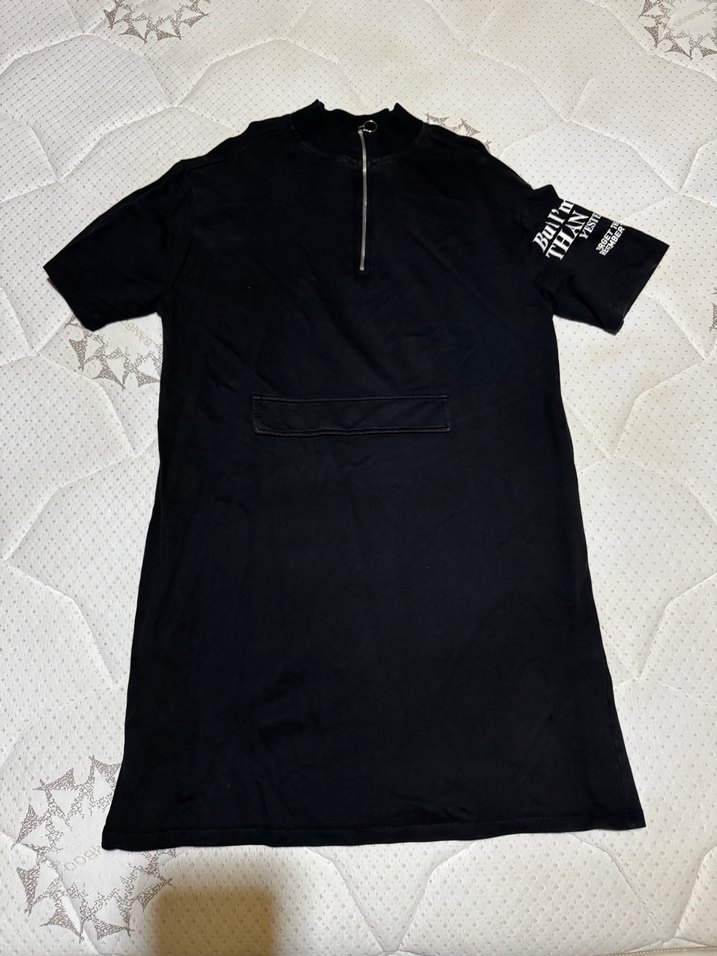 Siyah Yüksek Yakalı - Görsel 3