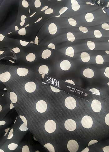 Puantiye Desenli Uzun Kollu Piliseli Elbise - Görsel 5