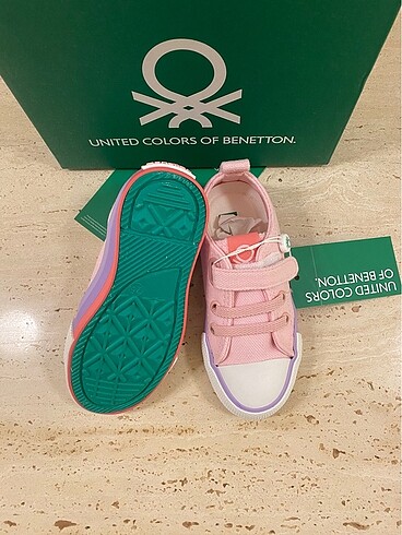 25 Beden pembe Renk Benetton çoçuk ayakkabı