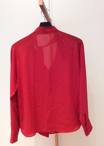 Zara Kırmızı V Yakalı Uzun Kollu Kadın Gömlek - Görsel 3