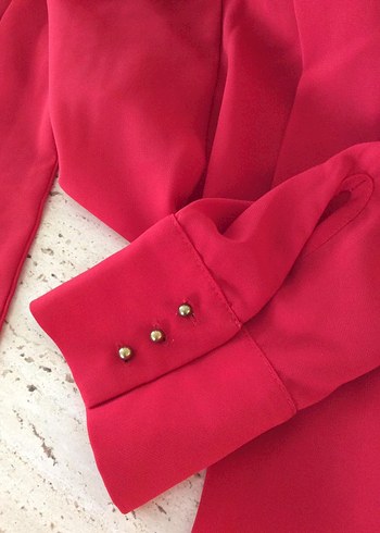 Zara Kırmızı V Yakalı Uzun Kollu Kadın Gömlek - Görsel 5