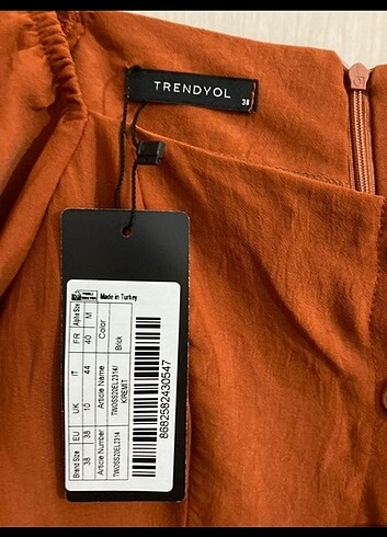 38 Beden turuncu Renk Yeni etiketli elbise 
