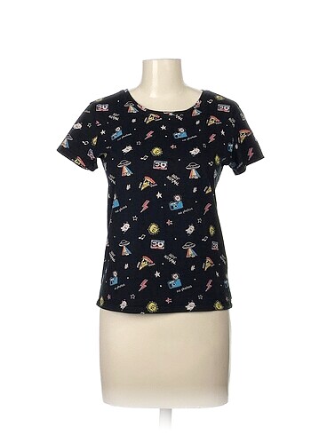 LC Waikiki T-shirt %70 İndirimli.