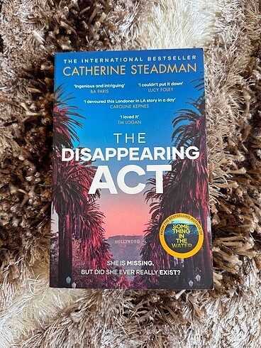 The disappearing act Catherine Steadman ingilizce kitap