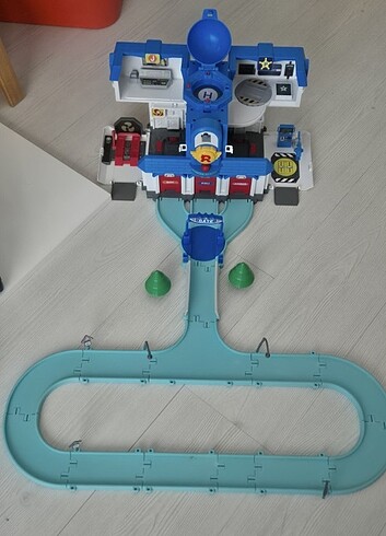 Beden Renk Robocar Poli Ana Merkez Üssü