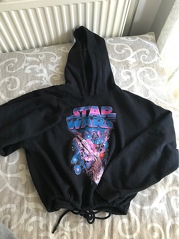 hm star wars crop sweatshirt