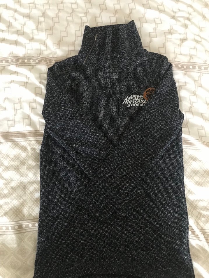 Siyah Yüksek Yakalı Uzun Kollu Kadın Kazak - Görsel 2