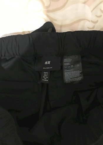 H&M Siyah Beli Bağcıklı Midi Kadın Şort