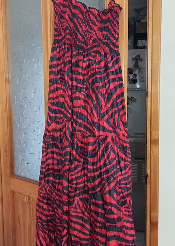 Kırmızı Siyah Zebra Desenli Uzun Straplez, ince askılı Elbise