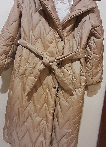 Kadın şişme mont  çepli ve kemerli - Görsel 2