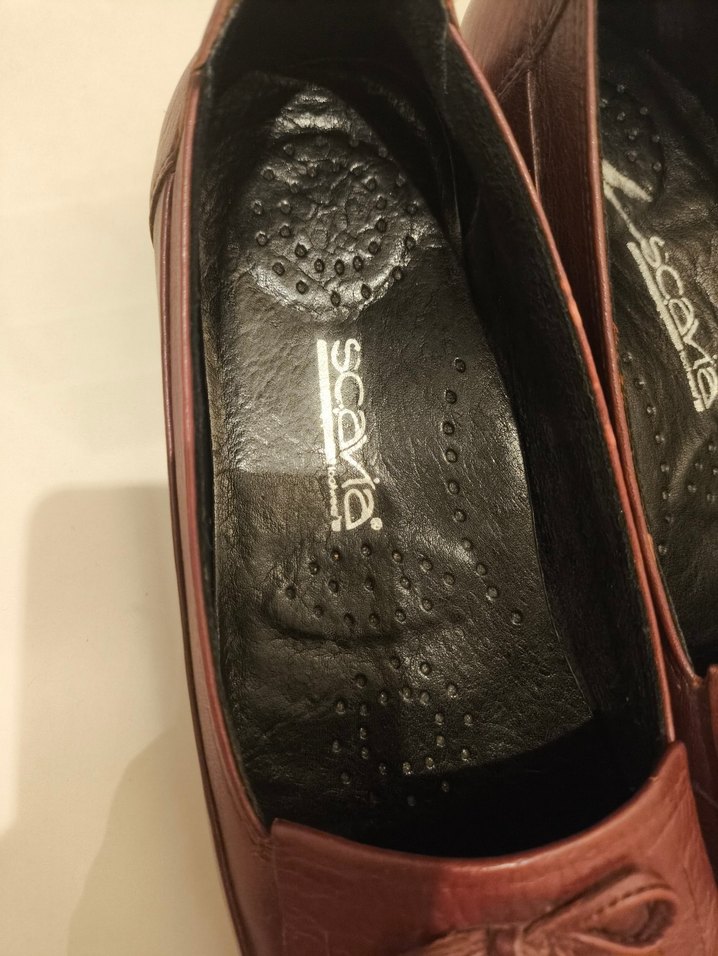 Deri Kadın ve Ayakkabı - Görsel 4