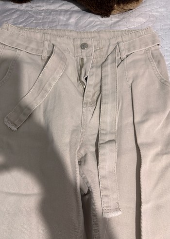 Bej Kadın Kemerli Mom jean kot - Görsel 4