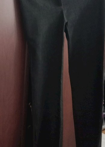 Yırtmaç Detaylı Siyah Kadın Kumaş Pantolon - Görsel 2