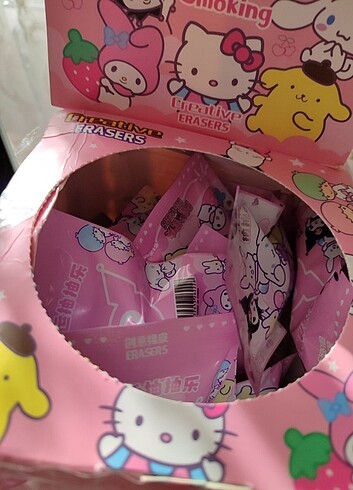  Beden Sanrio eraser blind bag