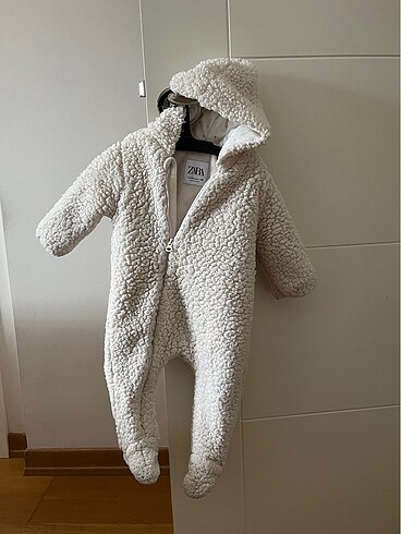 Zara kışlık astronot mont 0-3 ay - Görsel 3