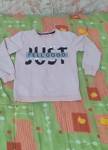 9 Yaş Beden 9 yaş kız çocuk sweatshirt 3 adet