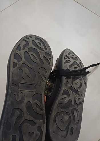 Siyah Çizgili  Kadın Spor Ayakkabı - Görsel 4