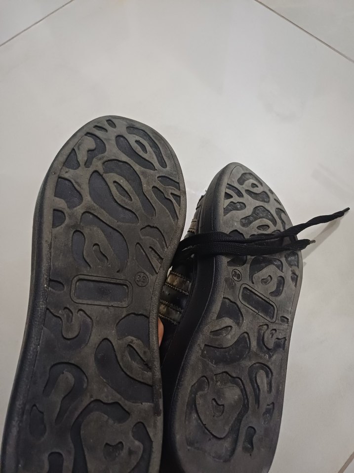 Siyah Çizgili  Kadın Spor Ayakkabı - Görsel 4