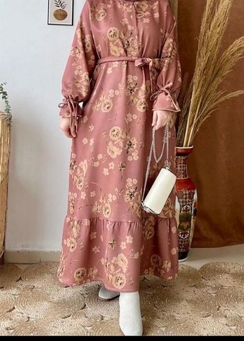 Pembe Çiçek Desenli Uzun elbise ve Abiye