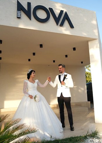 Uzun Kollu Beyaz Prenses Gelinlik - Görsel 8