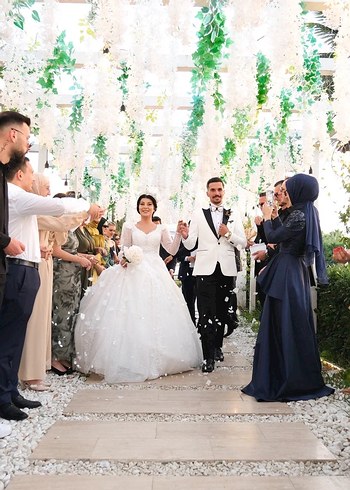 Uzun Kollu Beyaz Prenses Gelinlik - Görsel 11