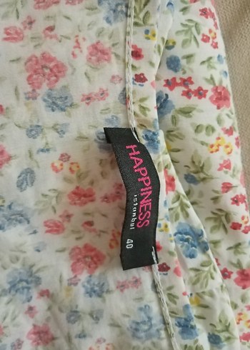 LC Waikiki Çiçek Desenli V Yakalı Hamile Bluzu