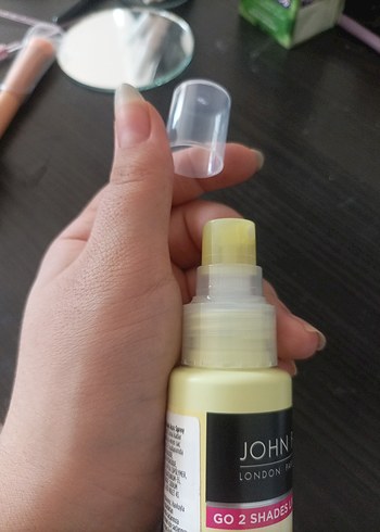  Beden John Frieda Go Blonder Renk Açıcı Sprey
