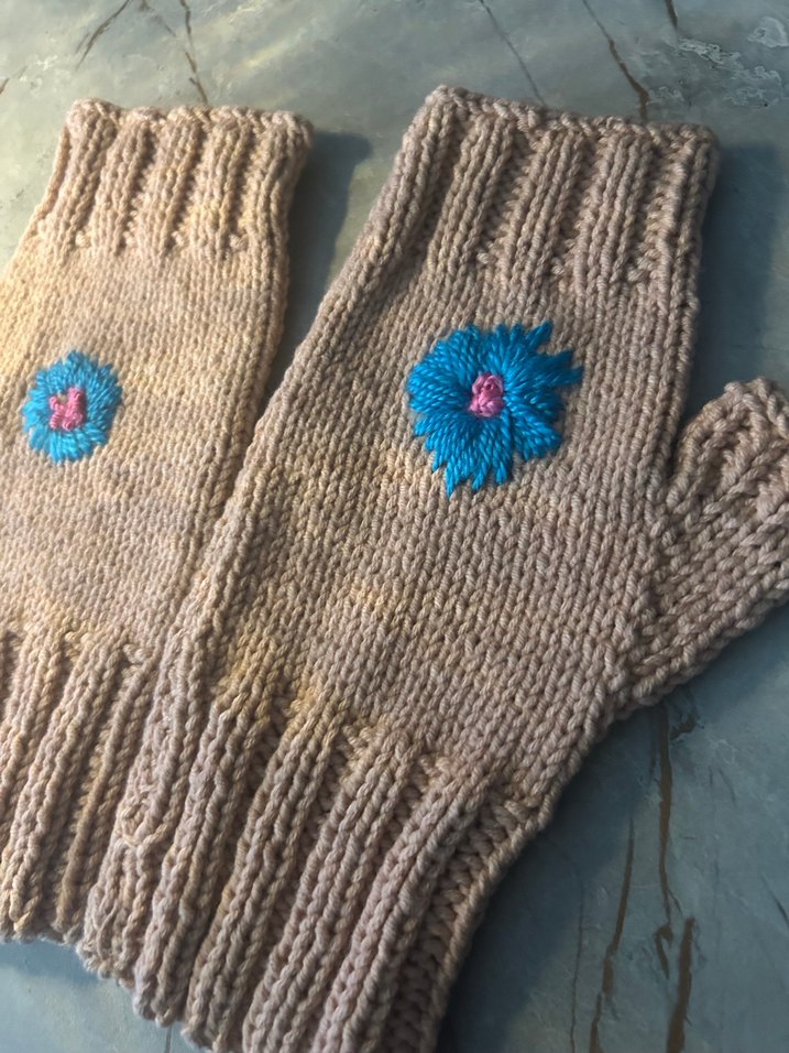 Bej Örgü Bohem Kadın Eldiveni - Görsel 2