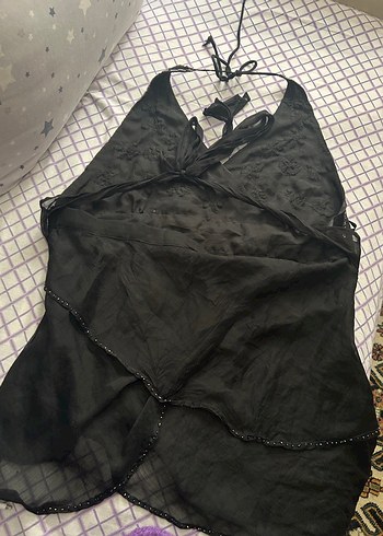 Boyundan bağlamalı boncuk işlemeli bluz - Görsel 3