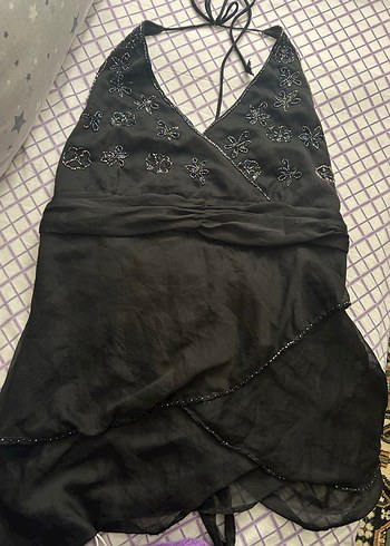 Boyundan bağlamalı boncuk işlemeli bluz - Görsel 5