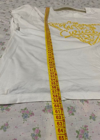 Beyaz Kadın Payetli Baskılı Tişört - Görsel 4