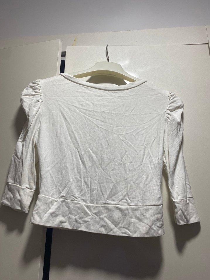 Düğmeli Beyaz triko V Yaka Kadın hırka - Görsel 2