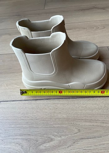 Diğer Bej renk 32-33 numara Yağmur Çizmesi
