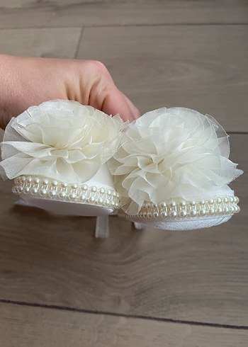 Kurdaleli İncili Bebek patiği - Görsel 3