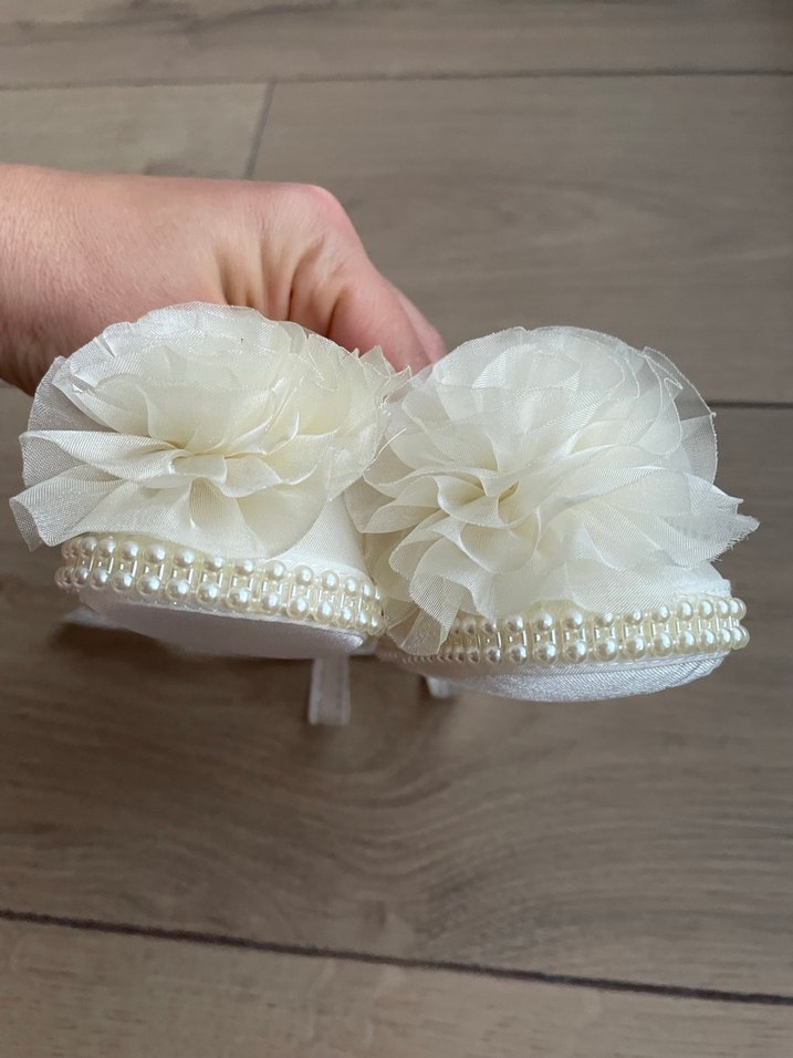 Kurdaleli İncili Bebek patiği - Görsel 3