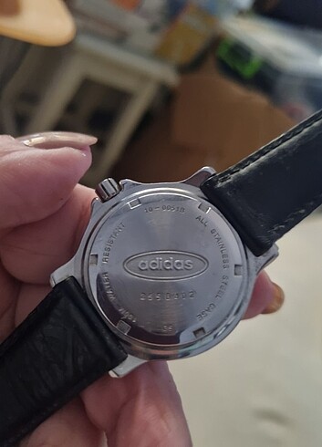  Beden beyaz Renk Adidas kol saat orjinal 