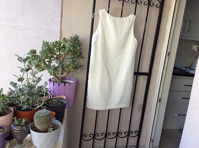 LC Waikiki Çok şık beyaz bir elbise