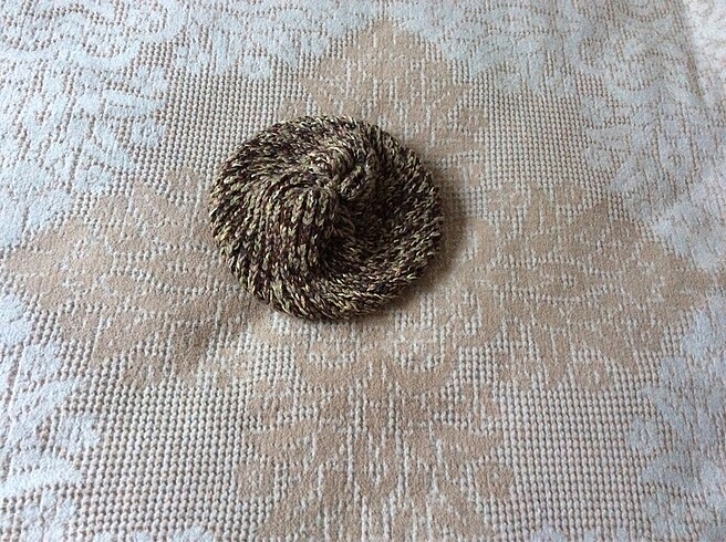 Kendi ördüğüm şık bir şapka - Görsel 2