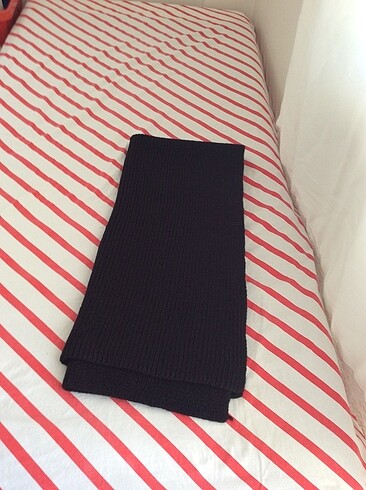 Kalın yünden sıcacık tutan bir şal - Görsel 3