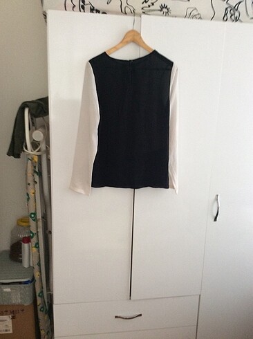 Siyah beyaz çok asil duran bir bulun - Görsel 3